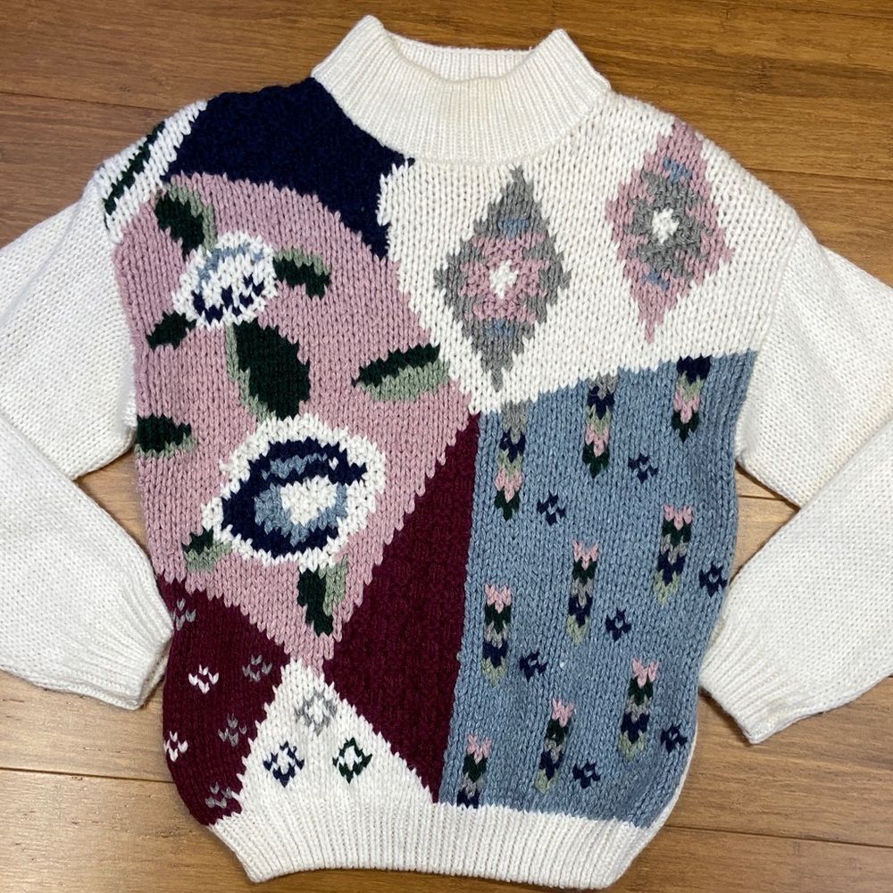 Vintage Jamie Scott Hand Knit Floral Patchwork Like Turtleneck Sweater size M